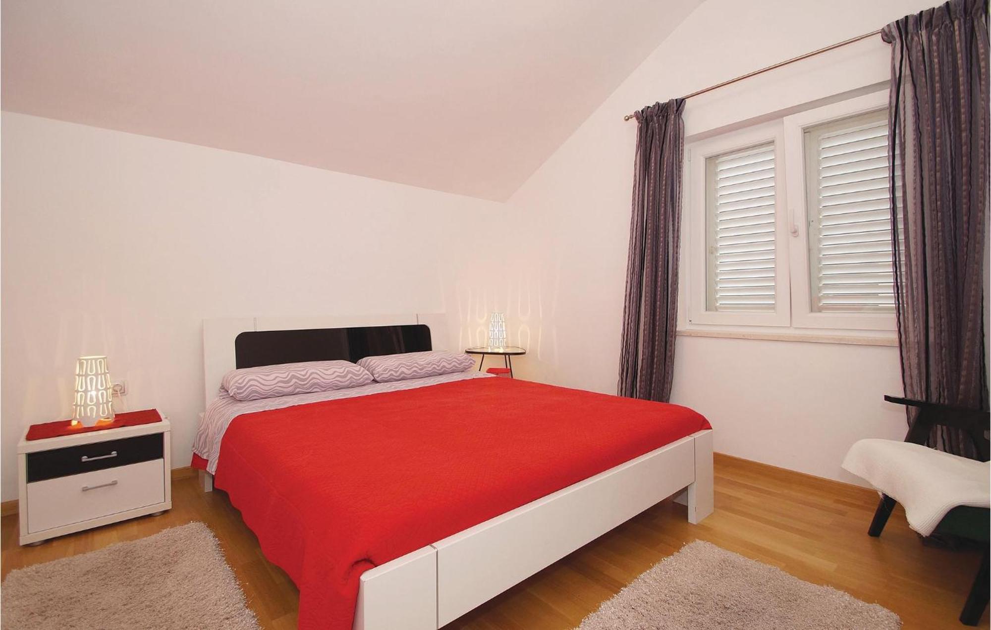 Awesome Apartment In Racisce With Wifi Zewnętrze zdjęcie
