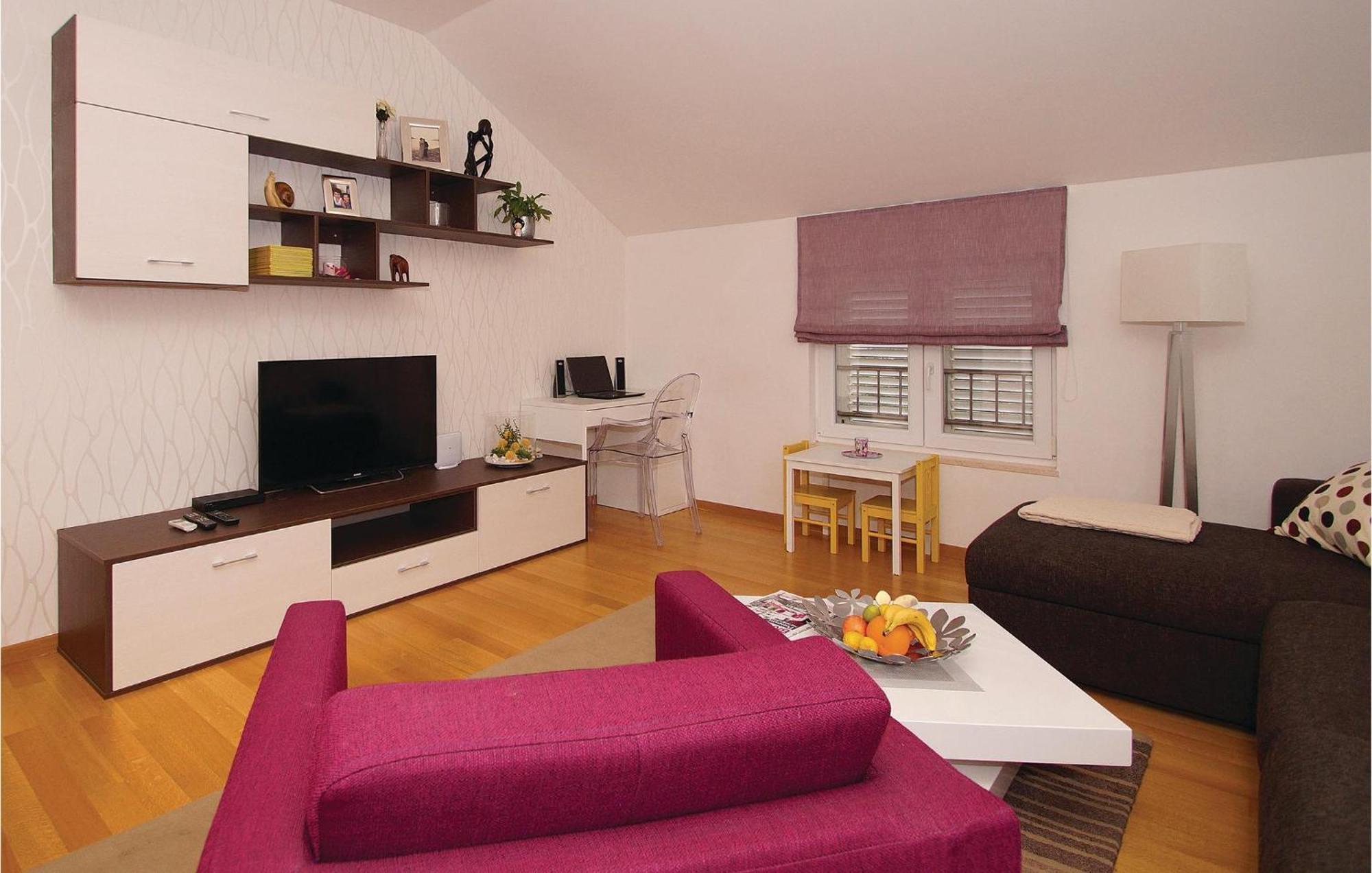 Awesome Apartment In Racisce With Wifi Zewnętrze zdjęcie